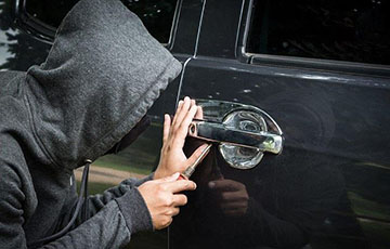 بیمه سرقت خودرو یا ردیاب؟